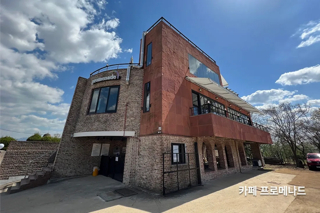 고양 일산 카페 건물 외관 전경